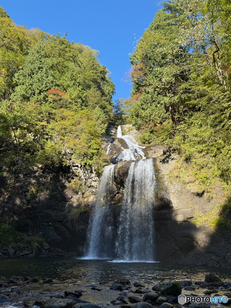 秋田県仙北市　湯渕沢中ノ滝2