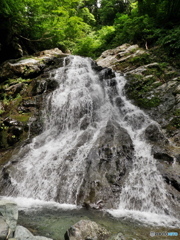 秋田県仙北市　堀内沢八瀧沢辰巳又沢1