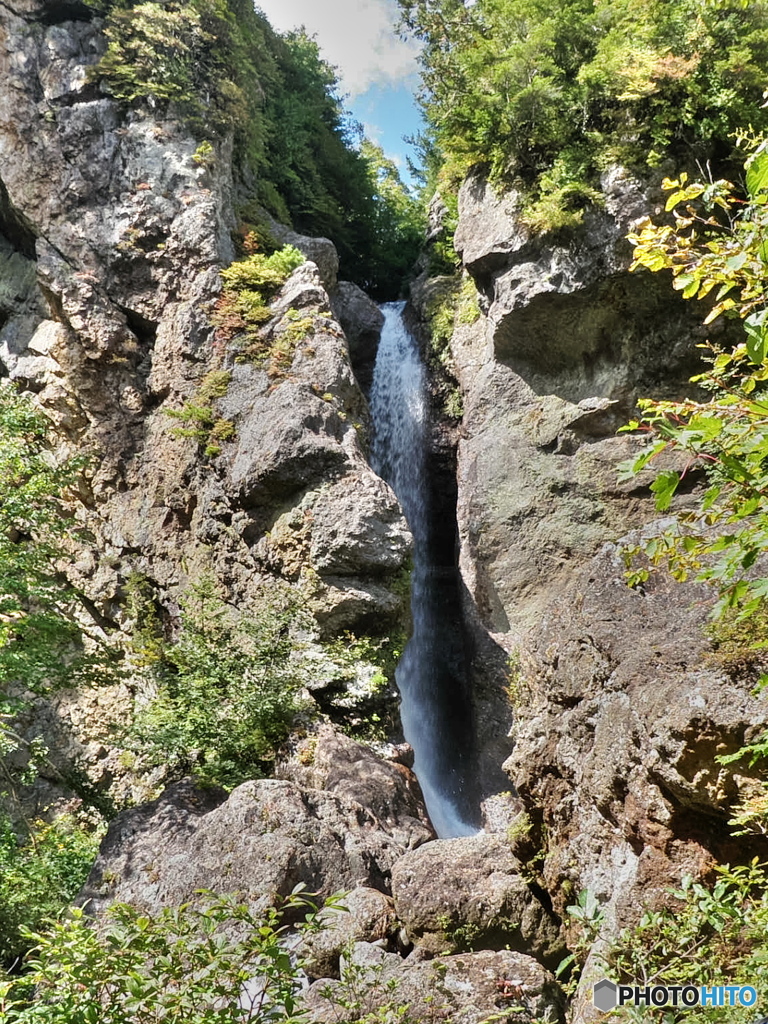 山形県米沢市　大滝沢潜滝