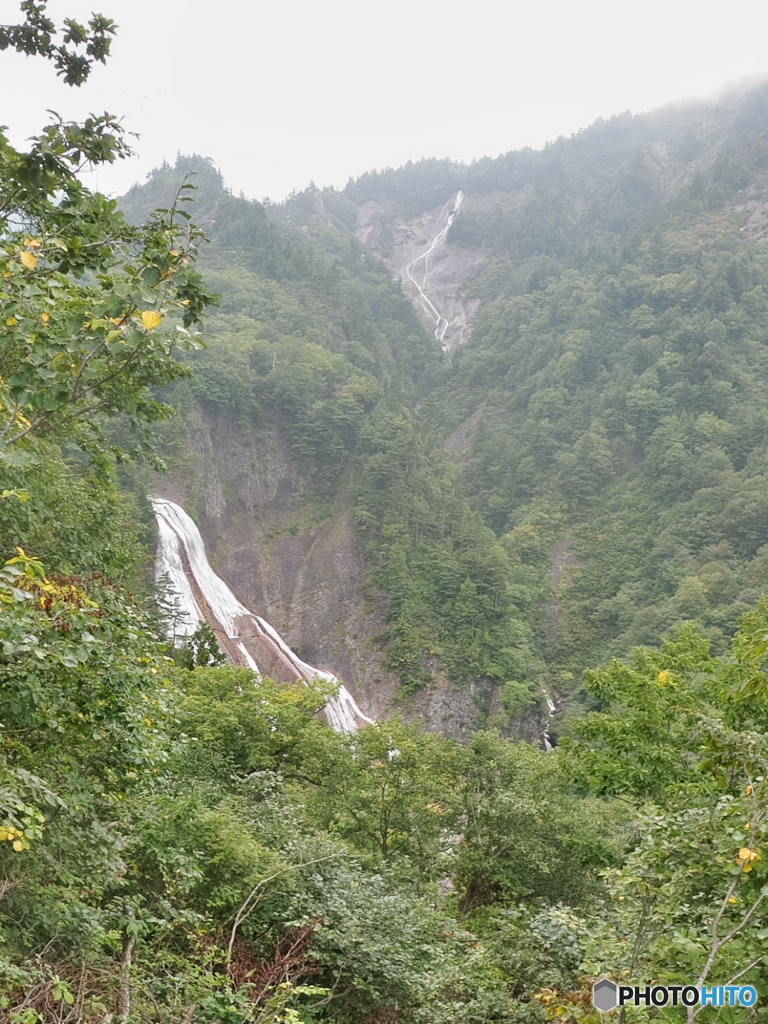 山形県米沢市　大滝沢滑川大滝と布滝