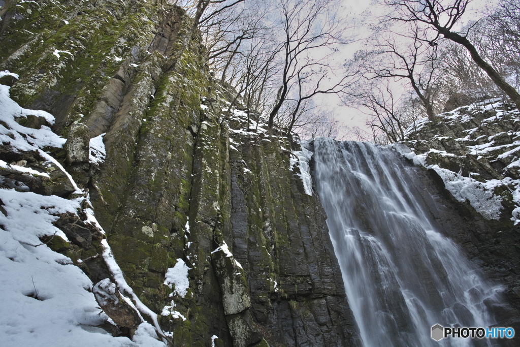 秋田県由利本荘市　亀田不動滝