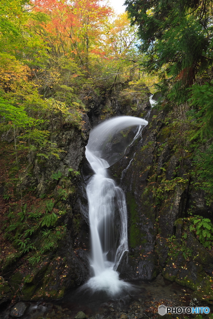 岩手県花巻市　折合沢七折の滝2