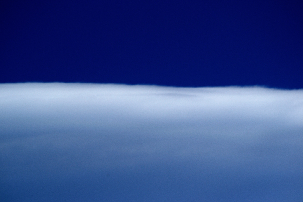 雲にのる