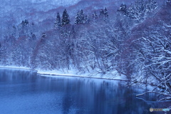 P1810245　国境の湖から２９