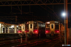 P2010645　深夜の駅