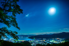 月夜の夜景