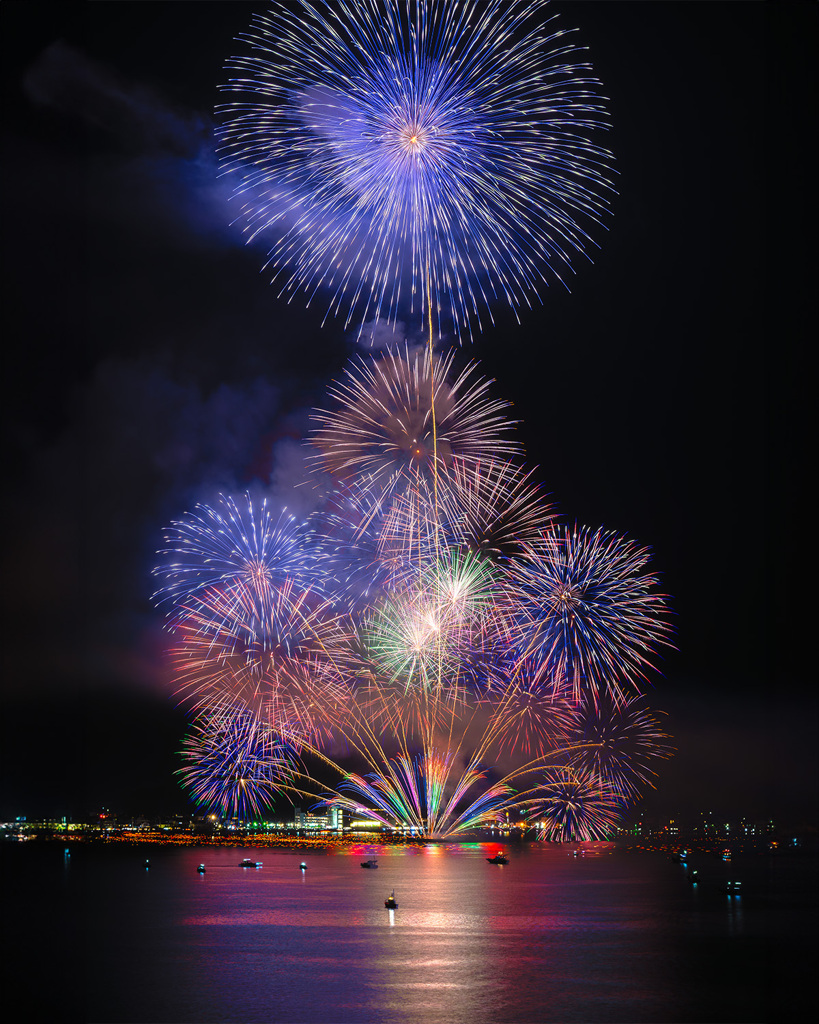 宮津燈籠流し花火大会2025