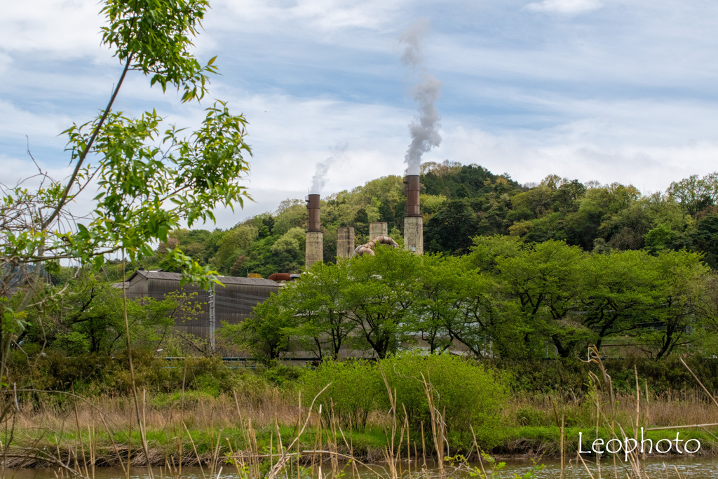 煙突のある風景