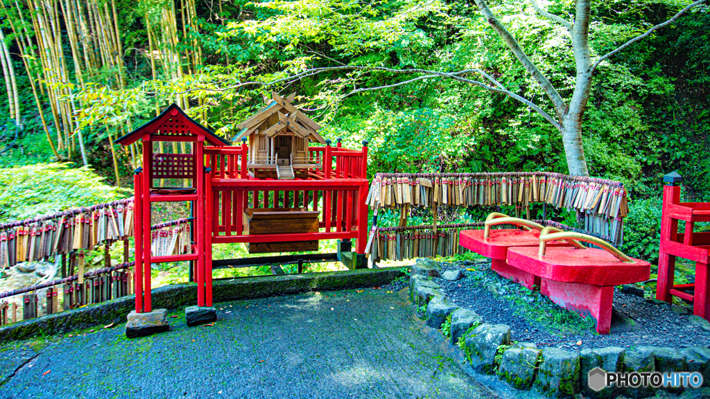 【HDR・4K】願い事が叶う天狗の滝