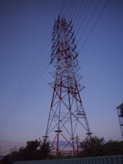 夕暮れの鉄塔