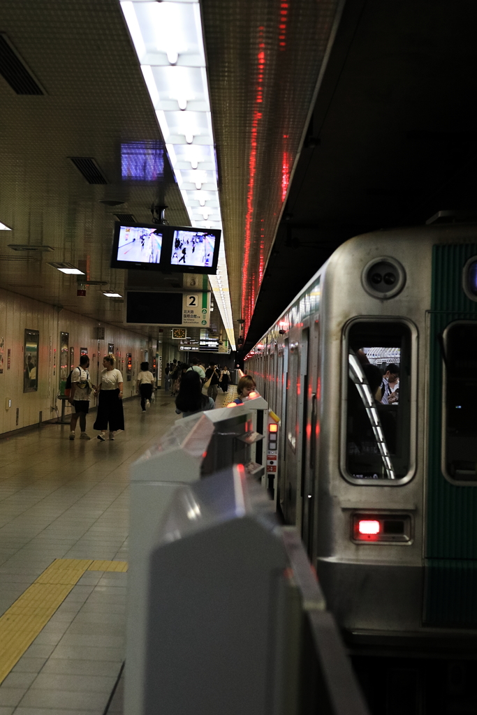 終電の静けさ