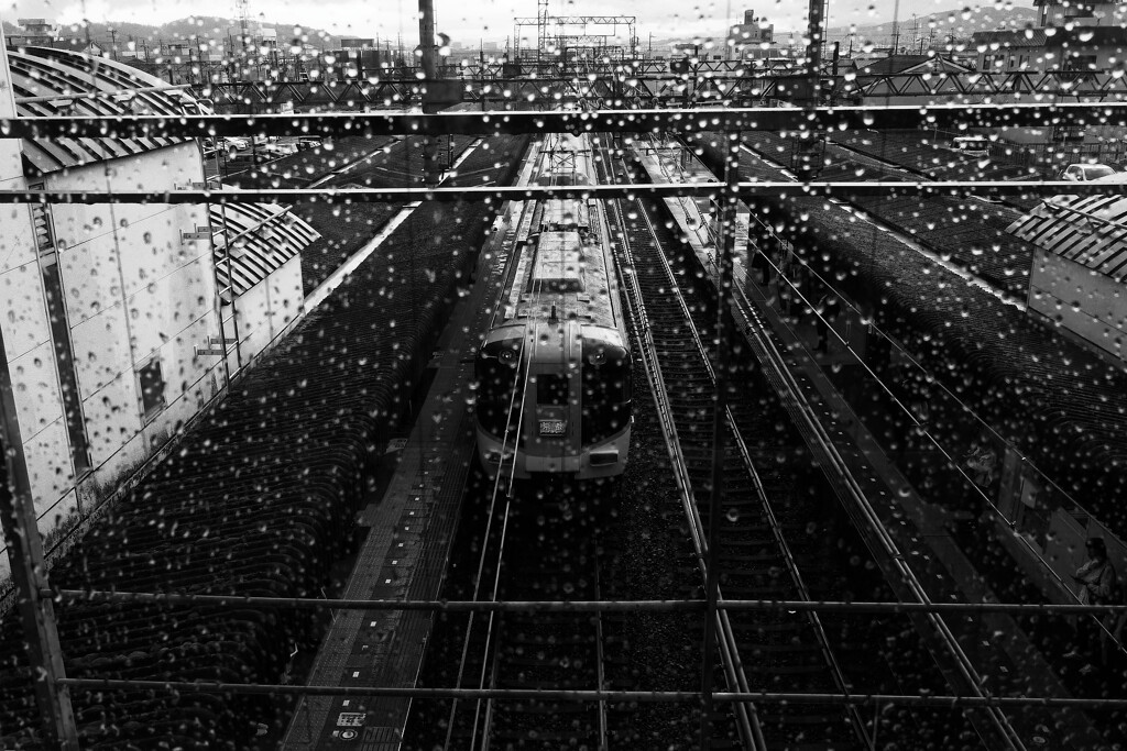 近鉄　雨の日