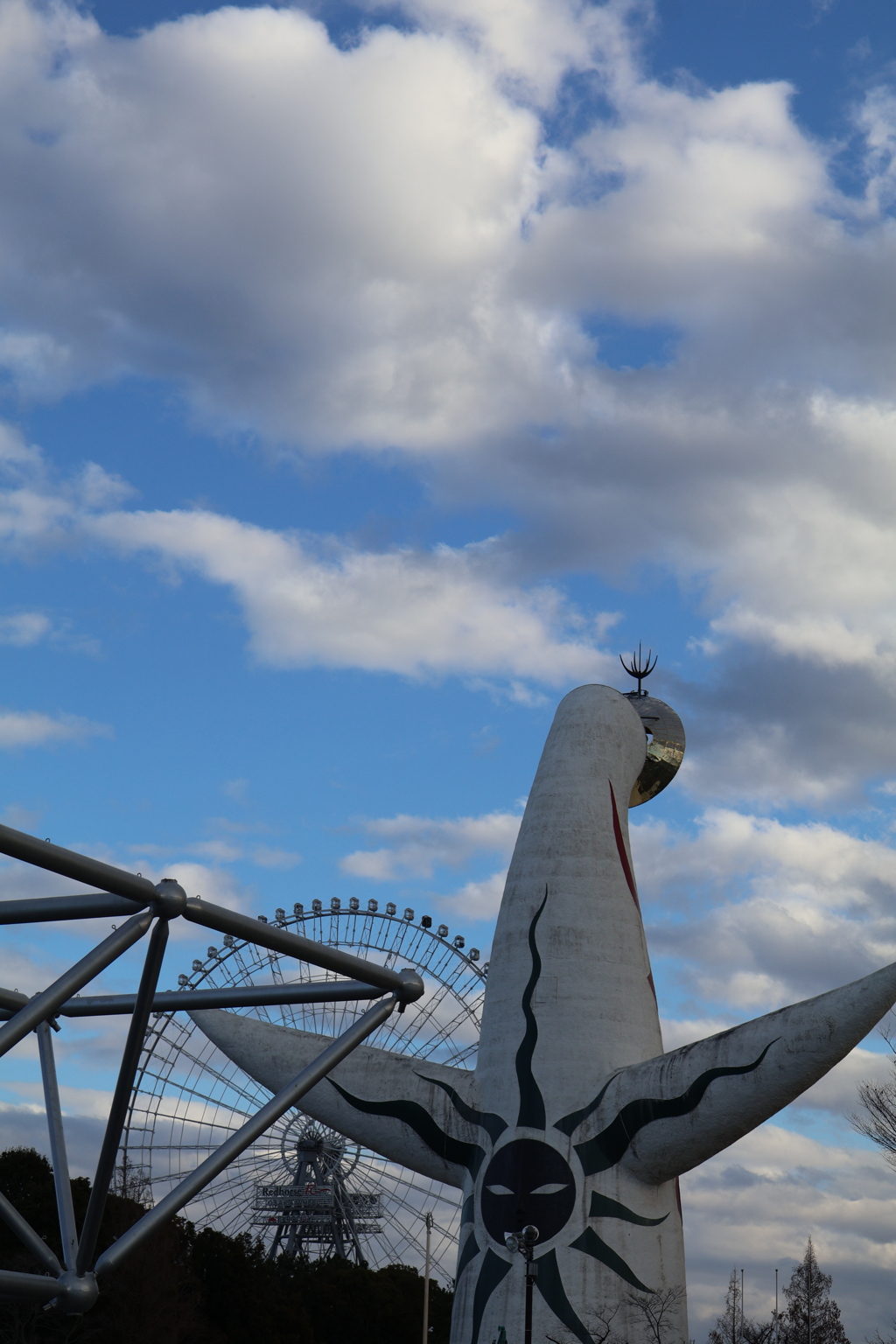 後ろから･･･