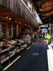 連休最終日の吉祥寺、ハモニカ横丁