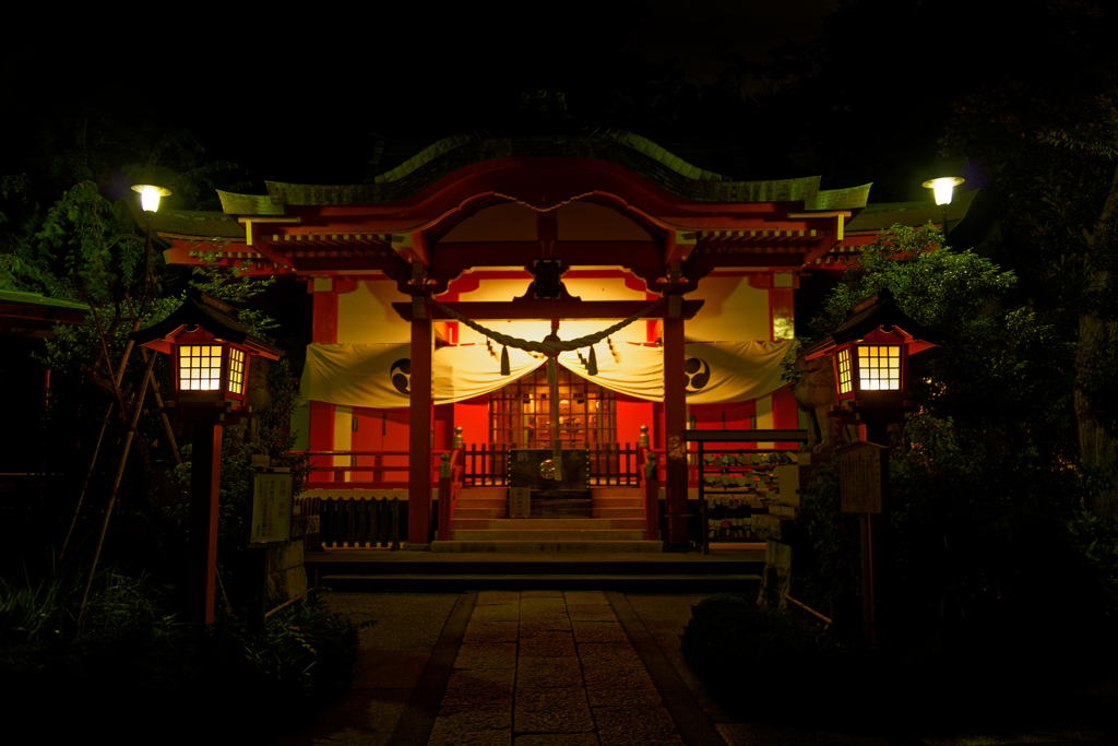 夜の神社
