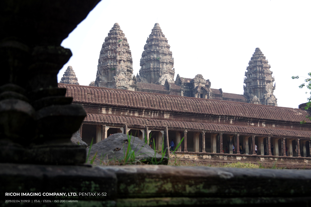 カンボジア アンコール遺跡 アンコールワット 裏から撮影