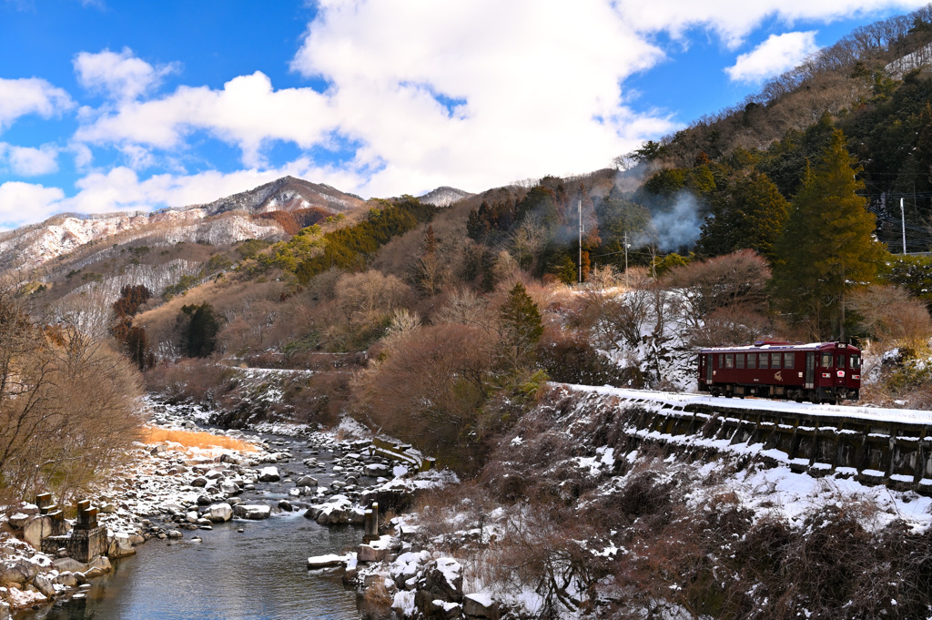 わ鉄_雪のあと