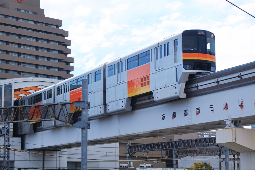 多摩モノレール
