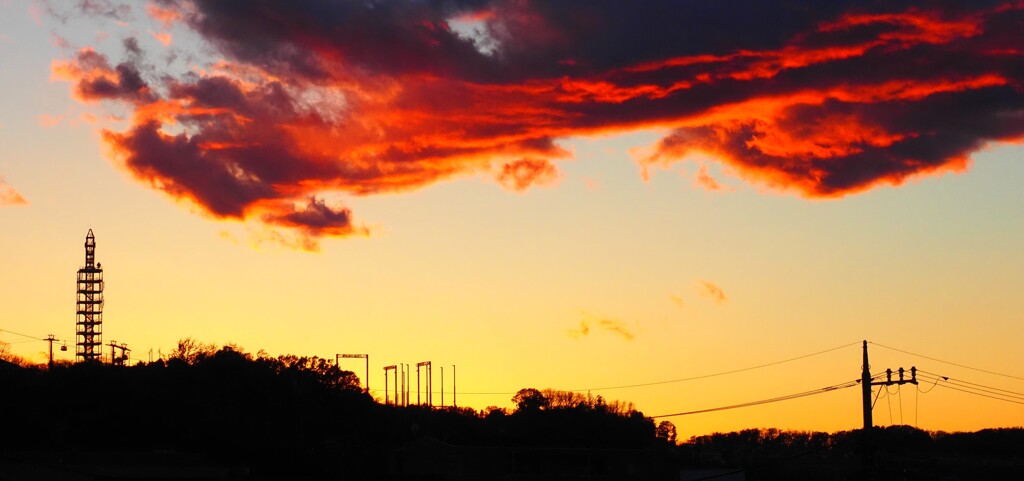 禍々しい雲