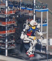 ガンダムが動いてる！