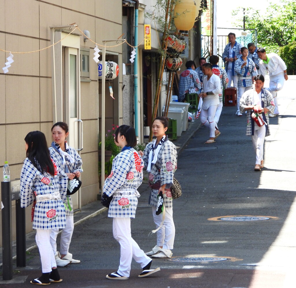 夢芝居