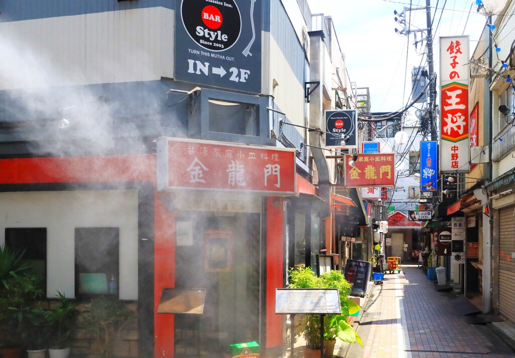 霧降る町角