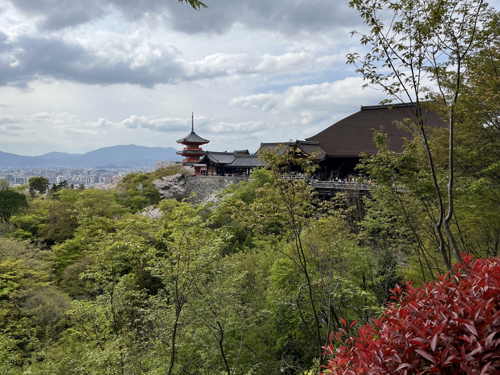 京都　清水寺　と　街並み