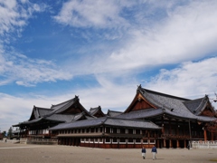 青空にそびえる・・。