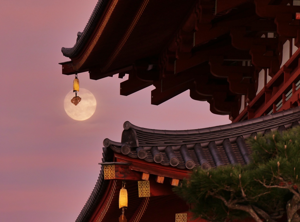 夕焼けの中秋の名月2