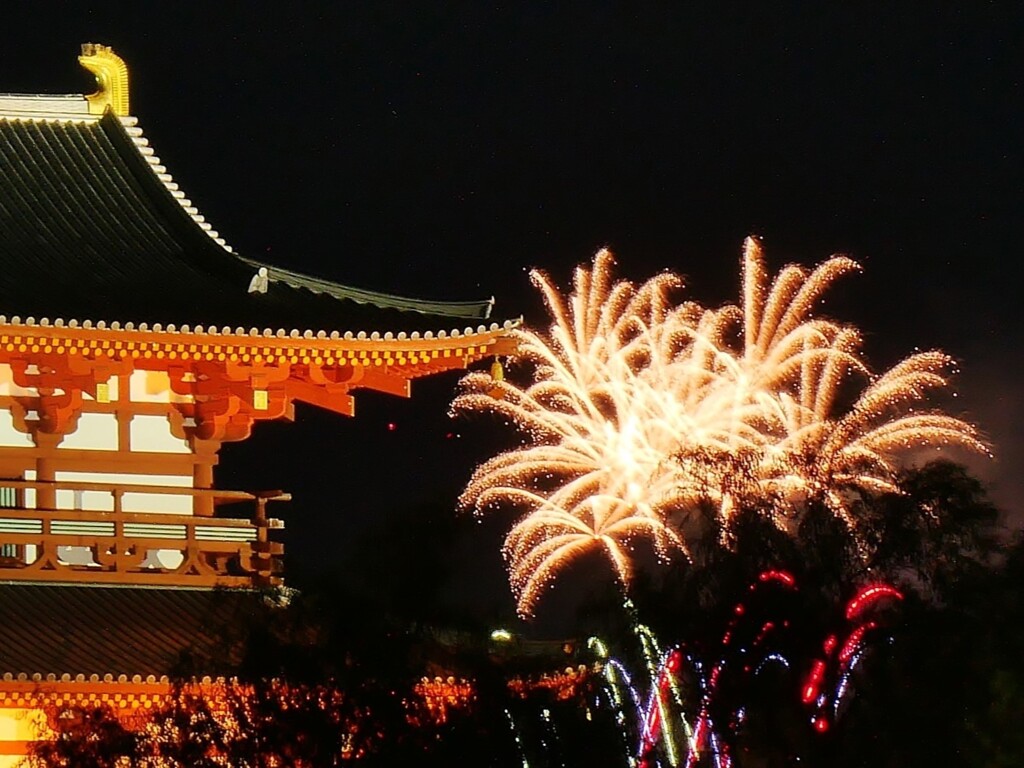 朱雀門と花火5