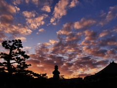 夕焼けの西大寺奥の院