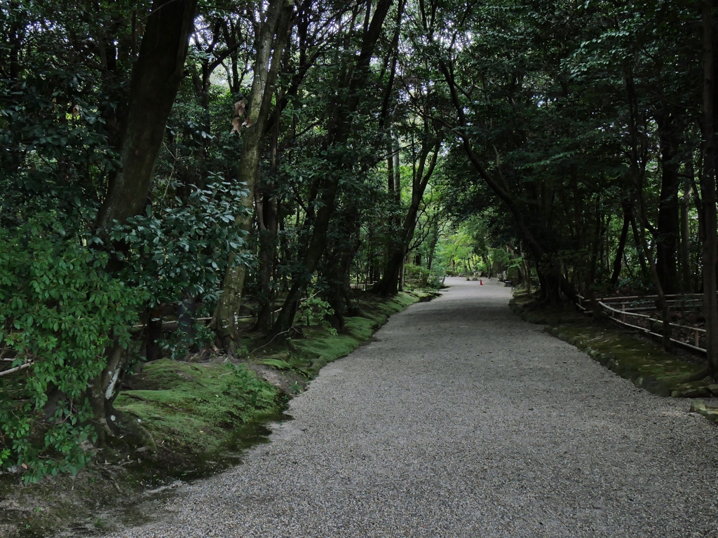 奈良・秋篠寺参道