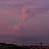 スヌーピーが夕焼け空に・・。
