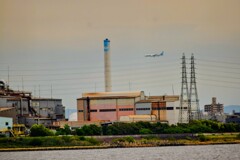 飛行機が飛ぶ景色
