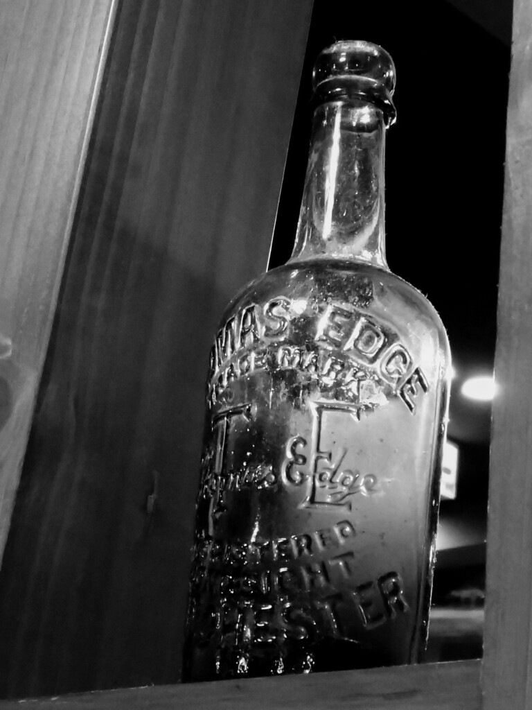 BOTTLE