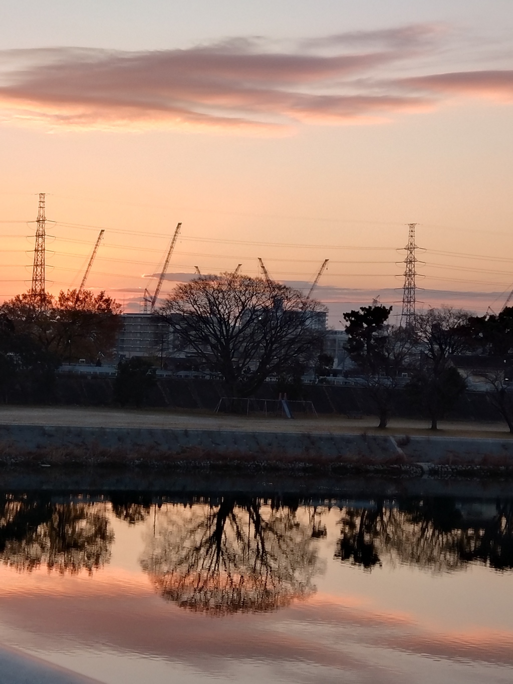 日の出まてもうすぐ  2025.1.1