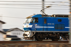 桃太郎がゆく！