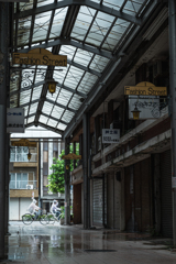 朽ちゆくFashion Street