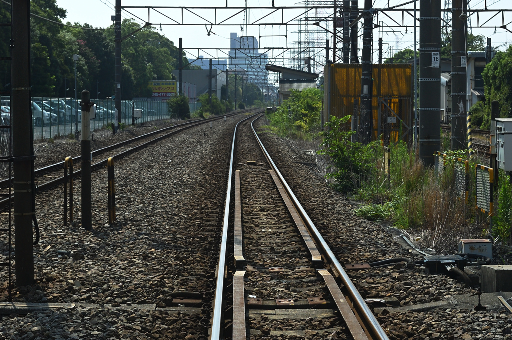 灼熱の線路