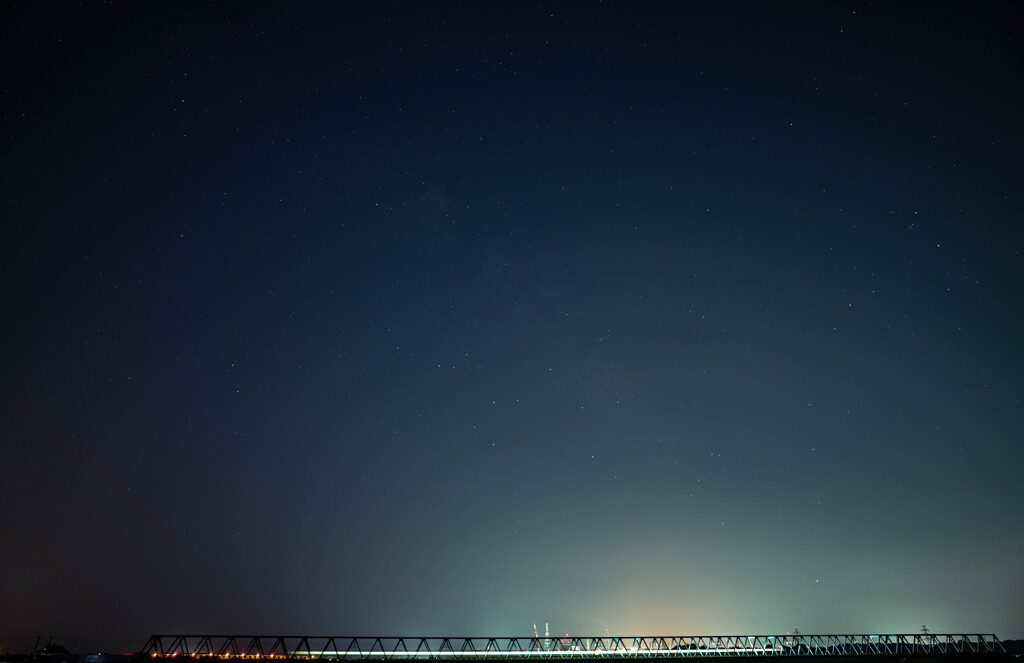 鉄橋と原発と天の川