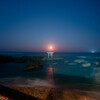 大洗の磯前神社の鳥居と月の道
