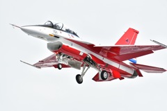 三菱 F-2B 63-8101