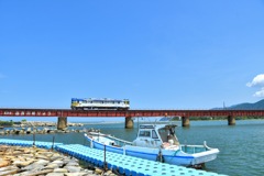 Beach train