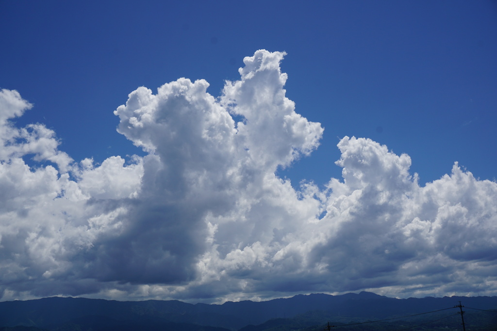 夏雲
