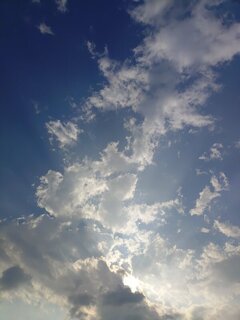 綺麗な青空と雲（9月17日）