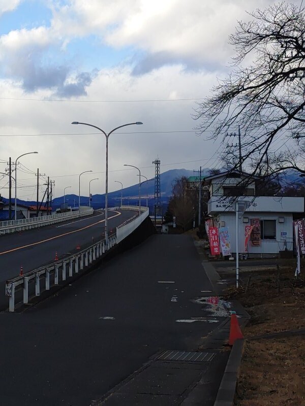 元日の陸橋（1月1日）