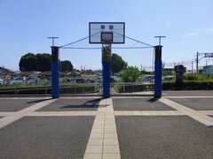 氏家駅の広場（8月30日）