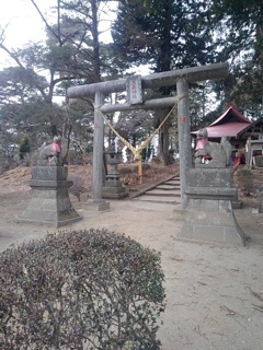 烏ヶ森公園の丘の鳥居（2月1日）