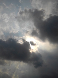 太陽を隠す雲（9月5日）