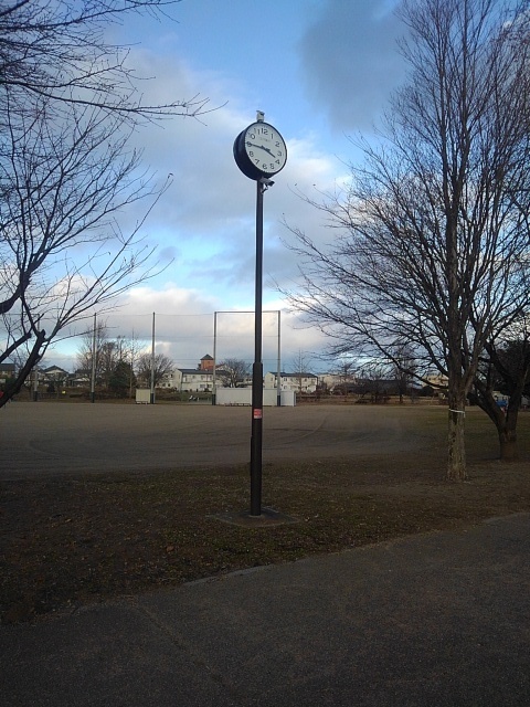 太夫塚公園の時計台（12月23日）
